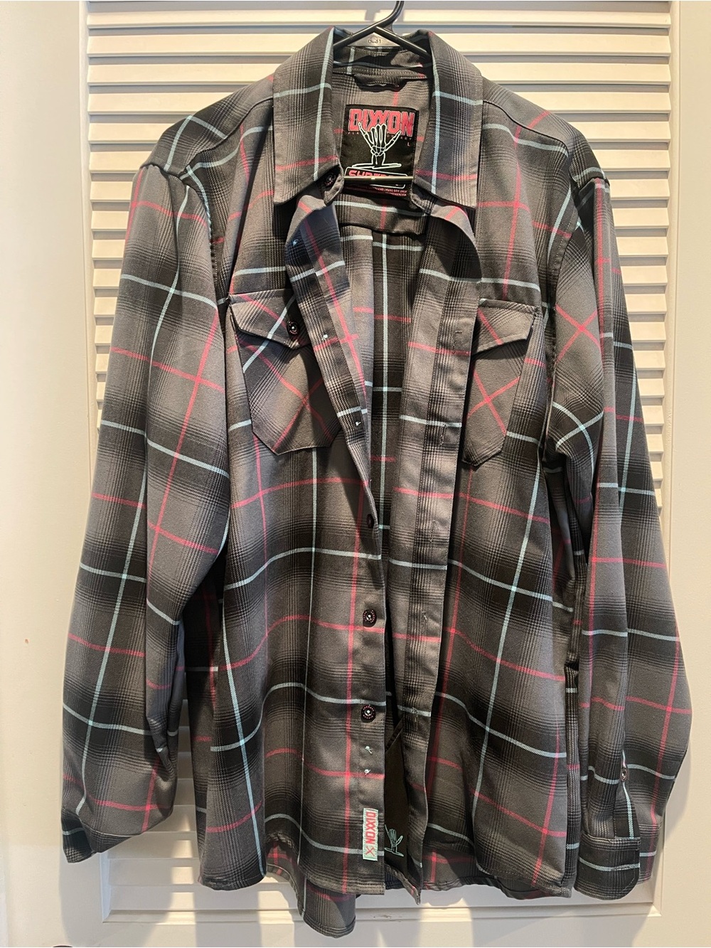 DIXXON Black Plaid Button-Down Shirt with Blue and pink Windowpane